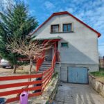 Eladó családi ház nagy telekkel Ráckevén