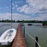 Lakható nyaraló saját stéggel Tasson eladó