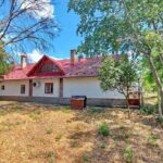 Eladó önellátó tanya két lakóépülettel Fülöpszállás közelében