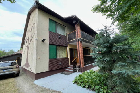 Túrkeve csendes részén vállalkozásra is alkalmas nagy családi ház