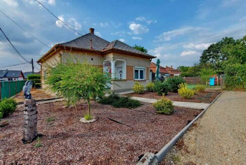 Eladó családi ház Ráckevén