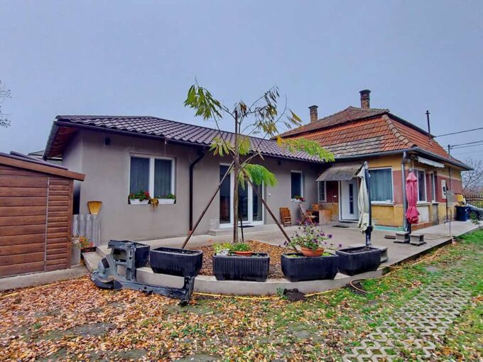 2 generációs családi ház Kiskunlacházán