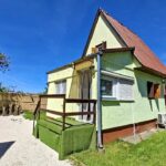 Klímás vízparti nyaraló Tasson eladó